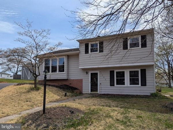 1583 YEAKEL WAY, LANSDALE, PA 19446