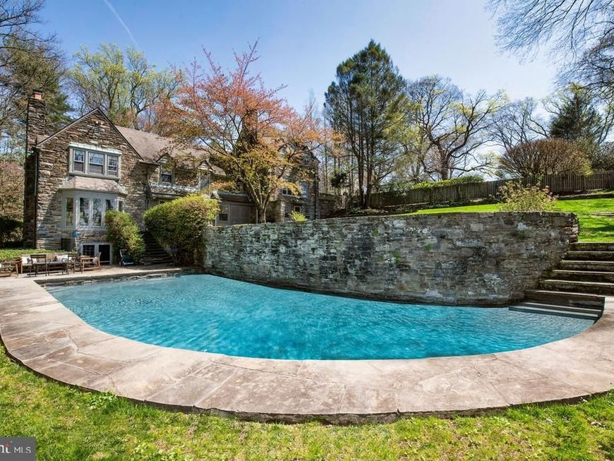 8830 Towanda Street/ Aka 505 W.chestnut Hill Avenu, Philadelphia, PA 19118 Main Photo