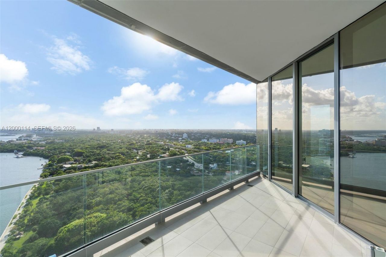 175 SE 25 Rd, Unit 3003, Miami, FL 33129 Photo