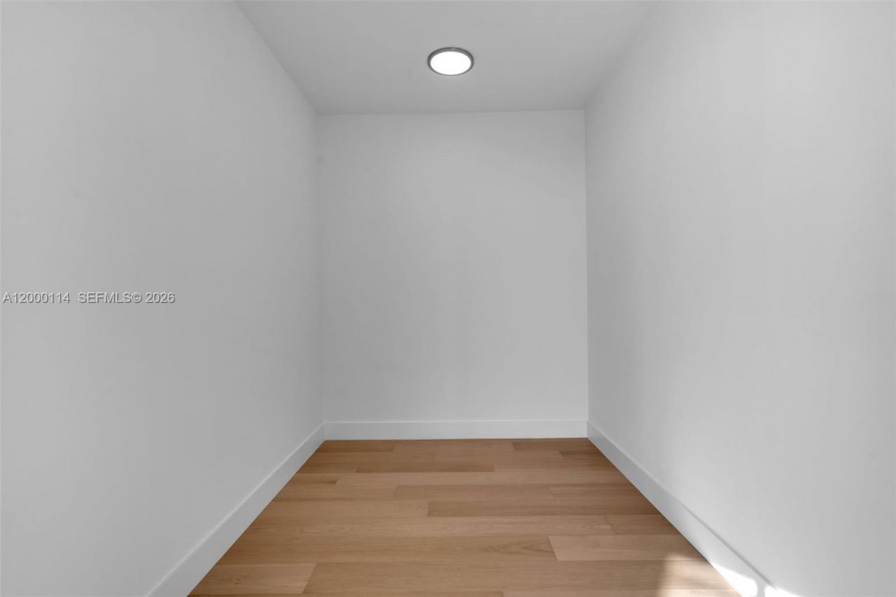 175 SE 25 Rd, Unit 3003, Miami, FL 33129 Photo