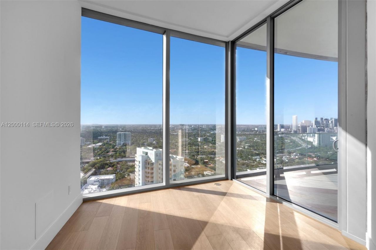 175 SE 25 Rd, Unit 3003, Miami, FL 33129 Photo