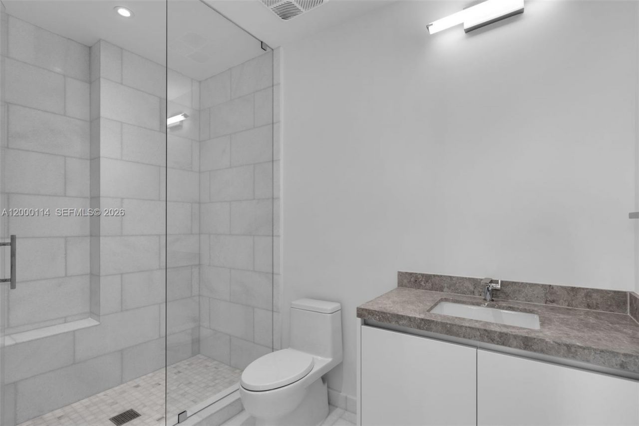 175 SE 25 Rd, Unit 3003, Miami, FL 33129 Photo