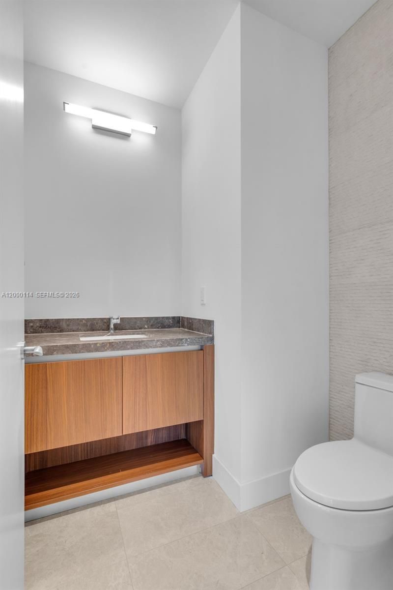 175 SE 25 Rd, Unit 3003, Miami, FL 33129 Photo