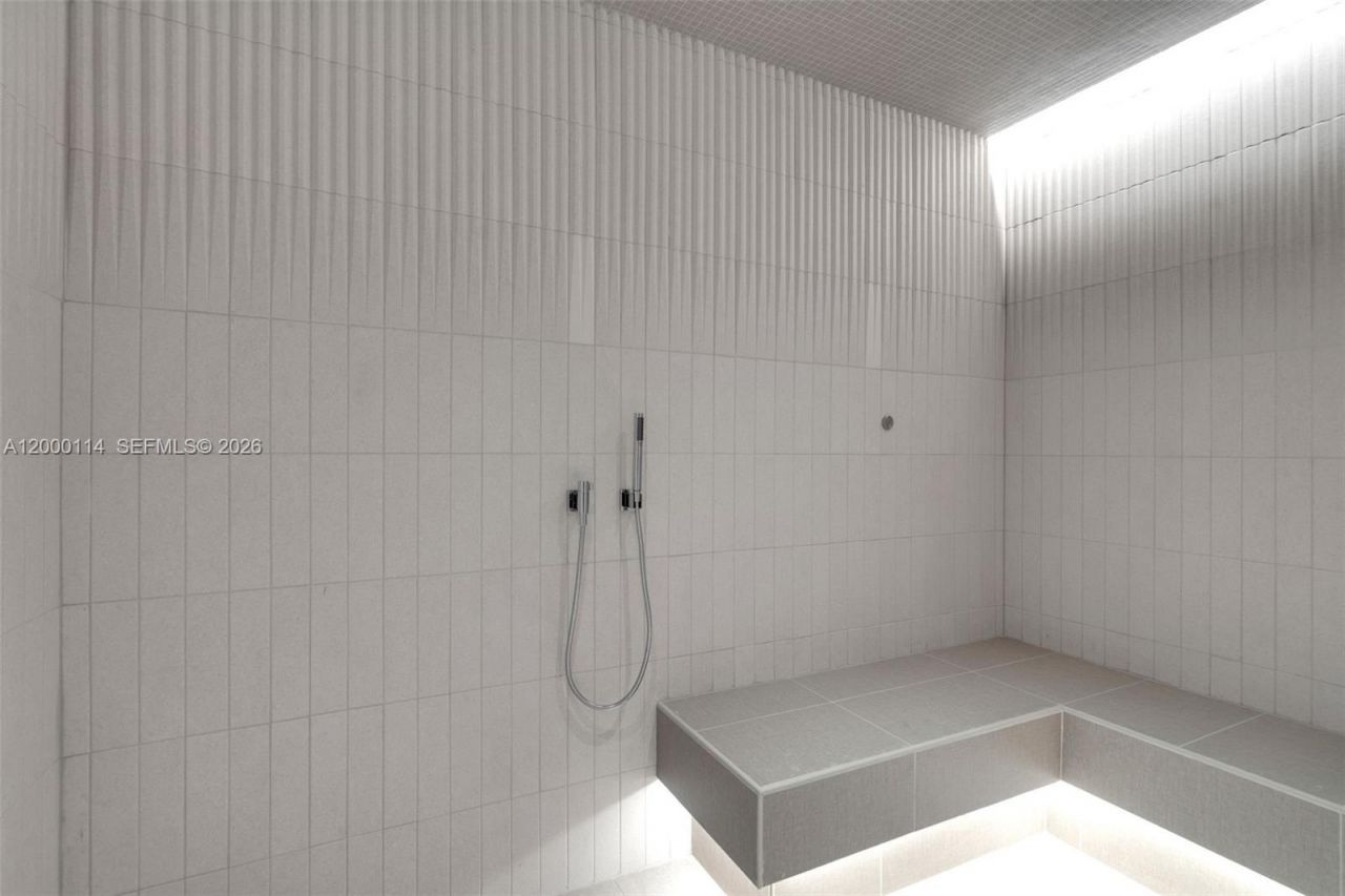 175 SE 25 Rd, Unit 3003, Miami, FL 33129 Photo