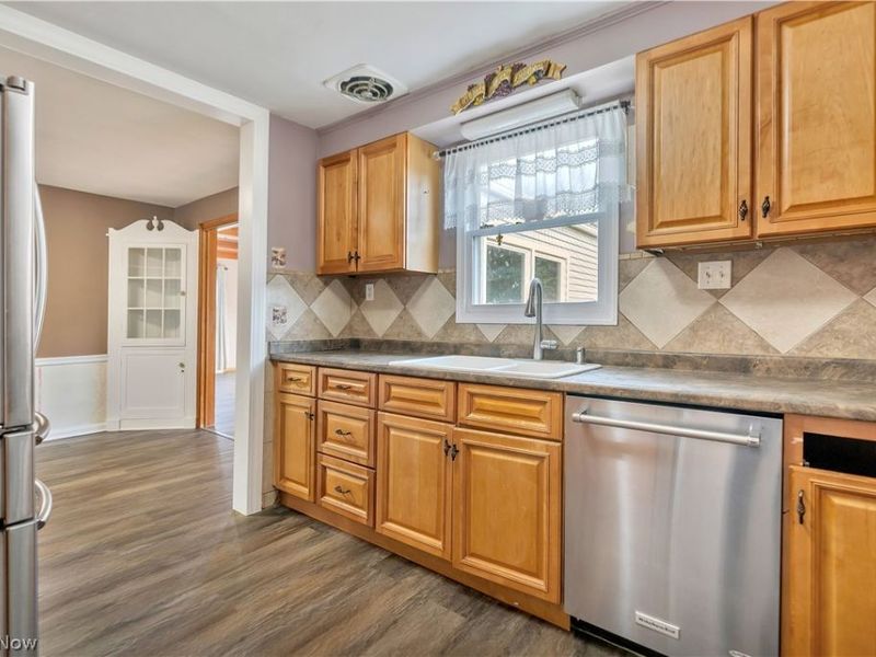 263 Everhard Road SW, North Canton, OH 44709 Photo 14