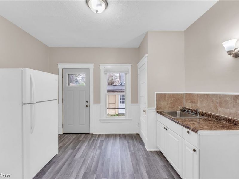 3103 Bradwell Avenue, Unit 2, Cleveland, OH 44109 Photo 12