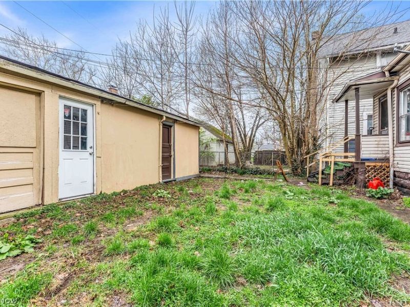 3103 Bradwell Avenue, Unit 2, Cleveland, OH 44109 Photo 21