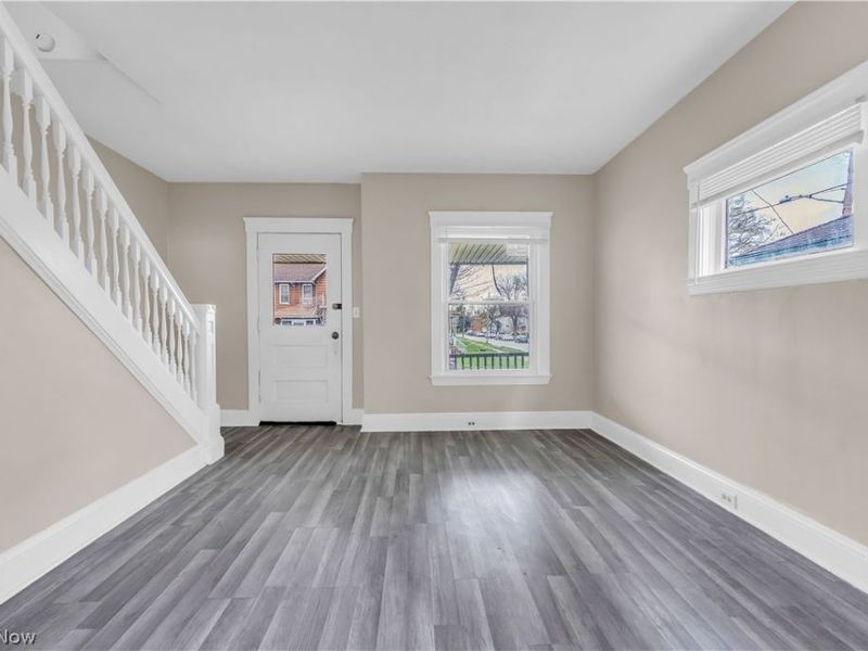 3103 Bradwell Avenue, Unit 2, Cleveland, OH 44109 Photo 4