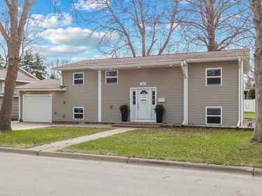 902 Birch Street, Marshall, MN 56258