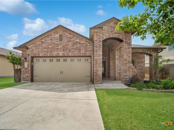 325 Oak Creek Way , New Braunfels, TX 78130