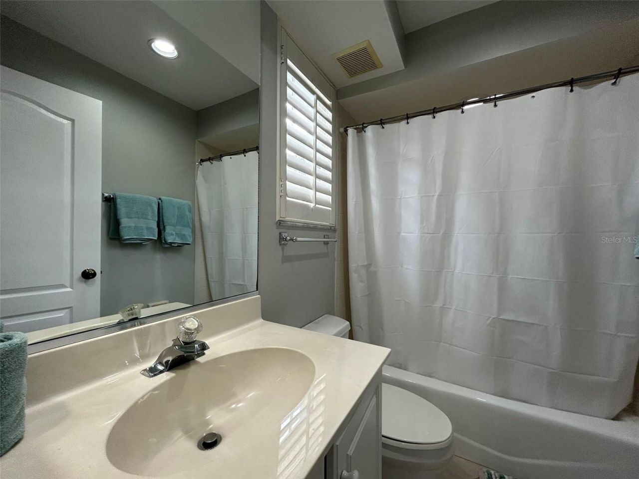 3706 54th Drive W, Unit 204, Bradenton, FL 34210 Photo
