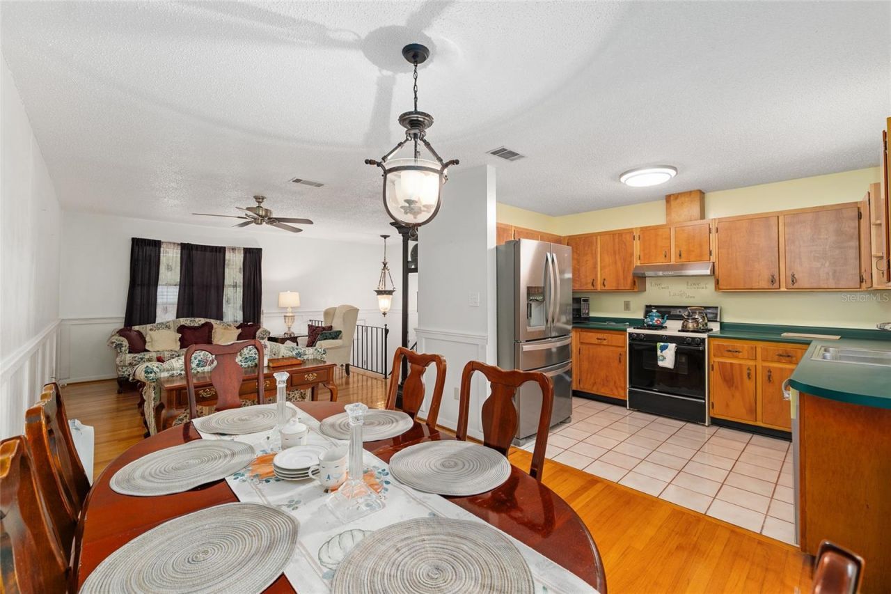 505 NW 37th Place , Gainesville, FL 32609 Photo