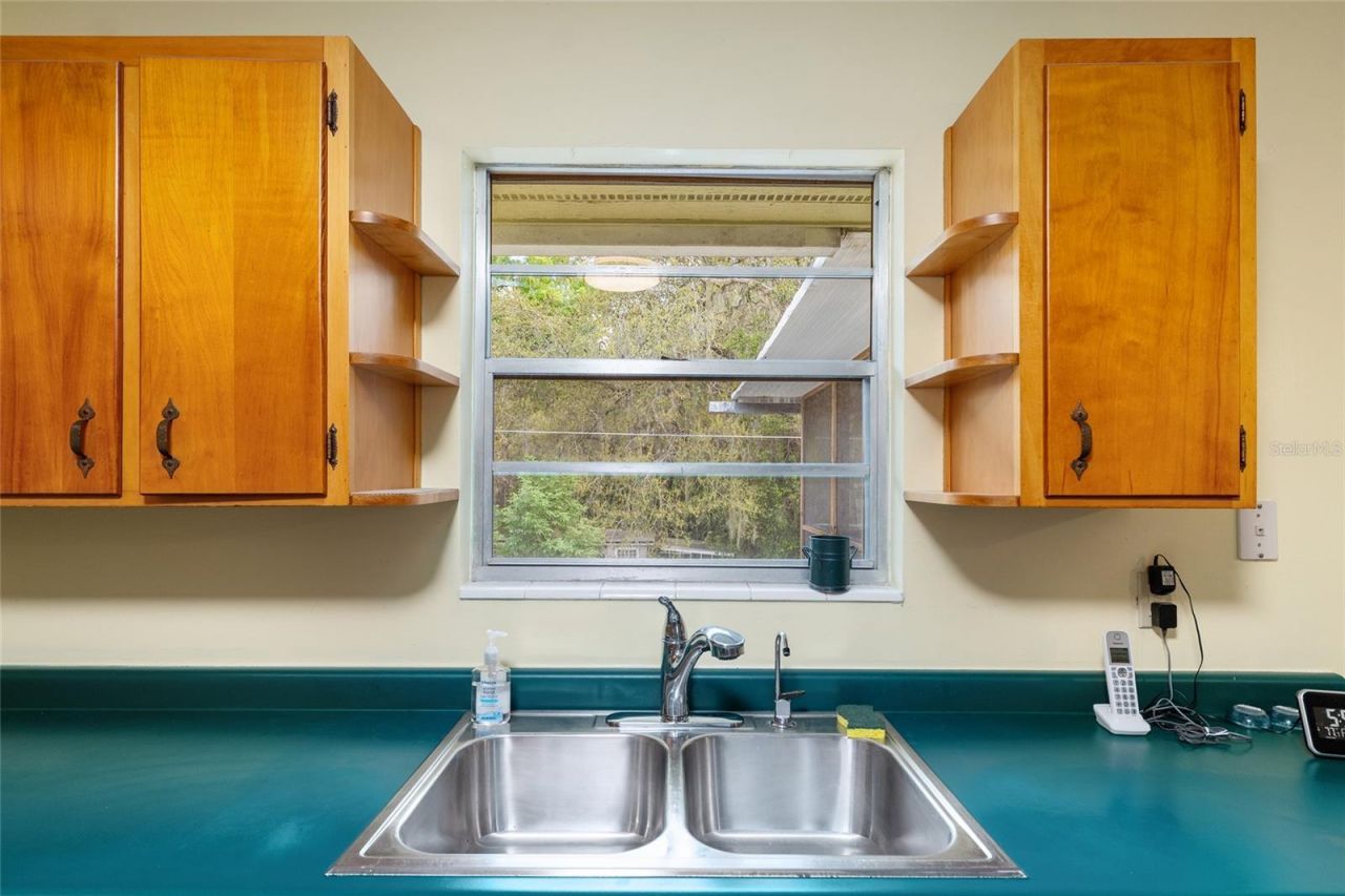 505 NW 37th Place , Gainesville, FL 32609 Photo