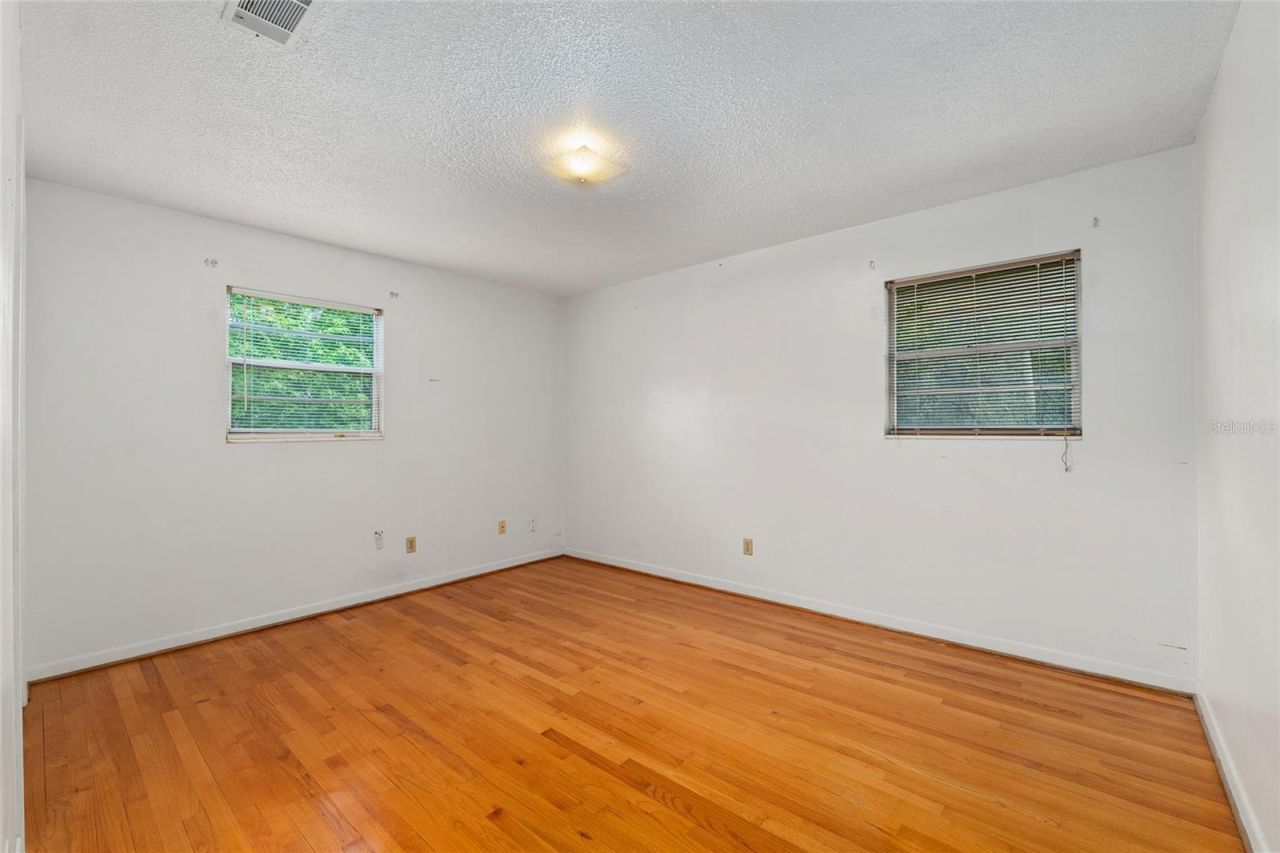 505 NW 37th Place , Gainesville, FL 32609 Photo