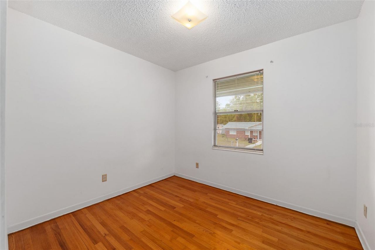 505 NW 37th Place , Gainesville, FL 32609 Photo