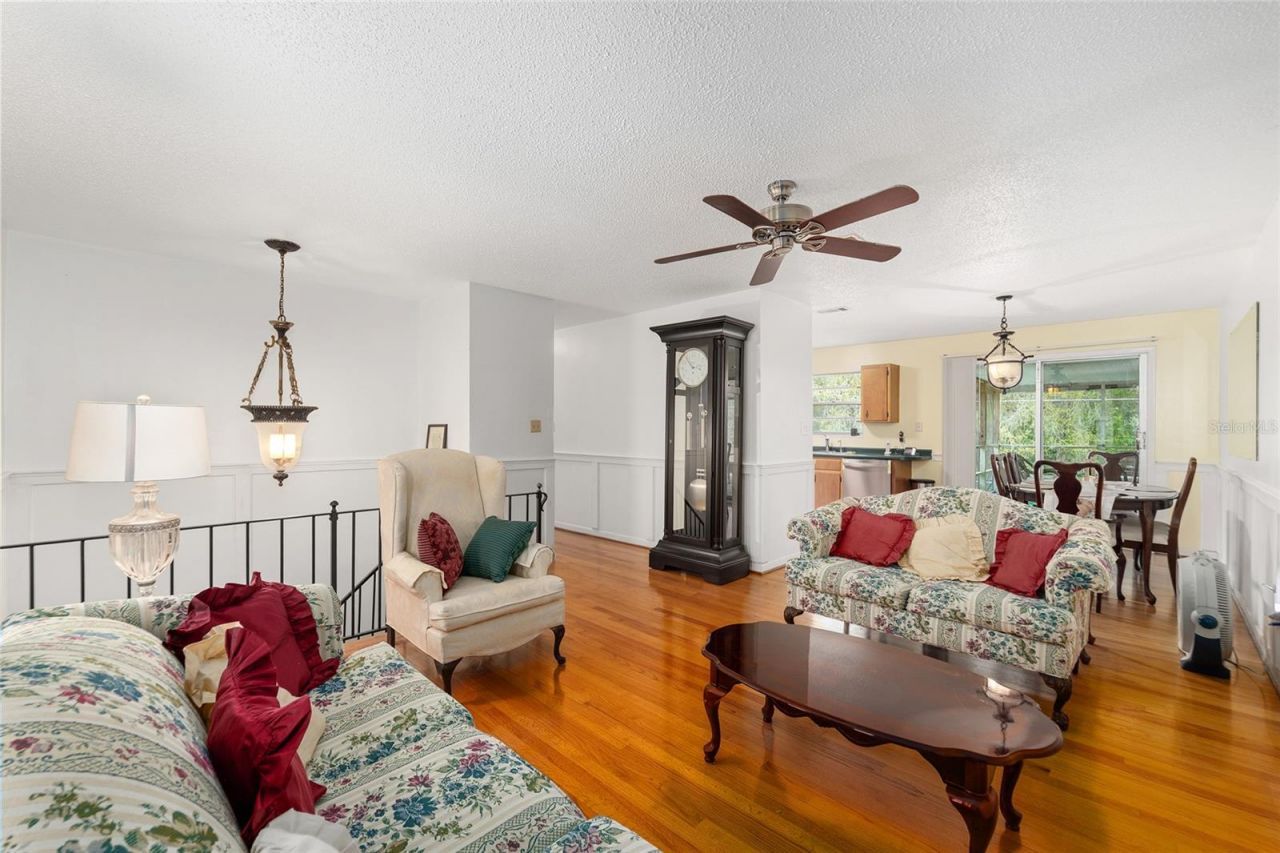 505 NW 37th Place , Gainesville, FL 32609 Photo