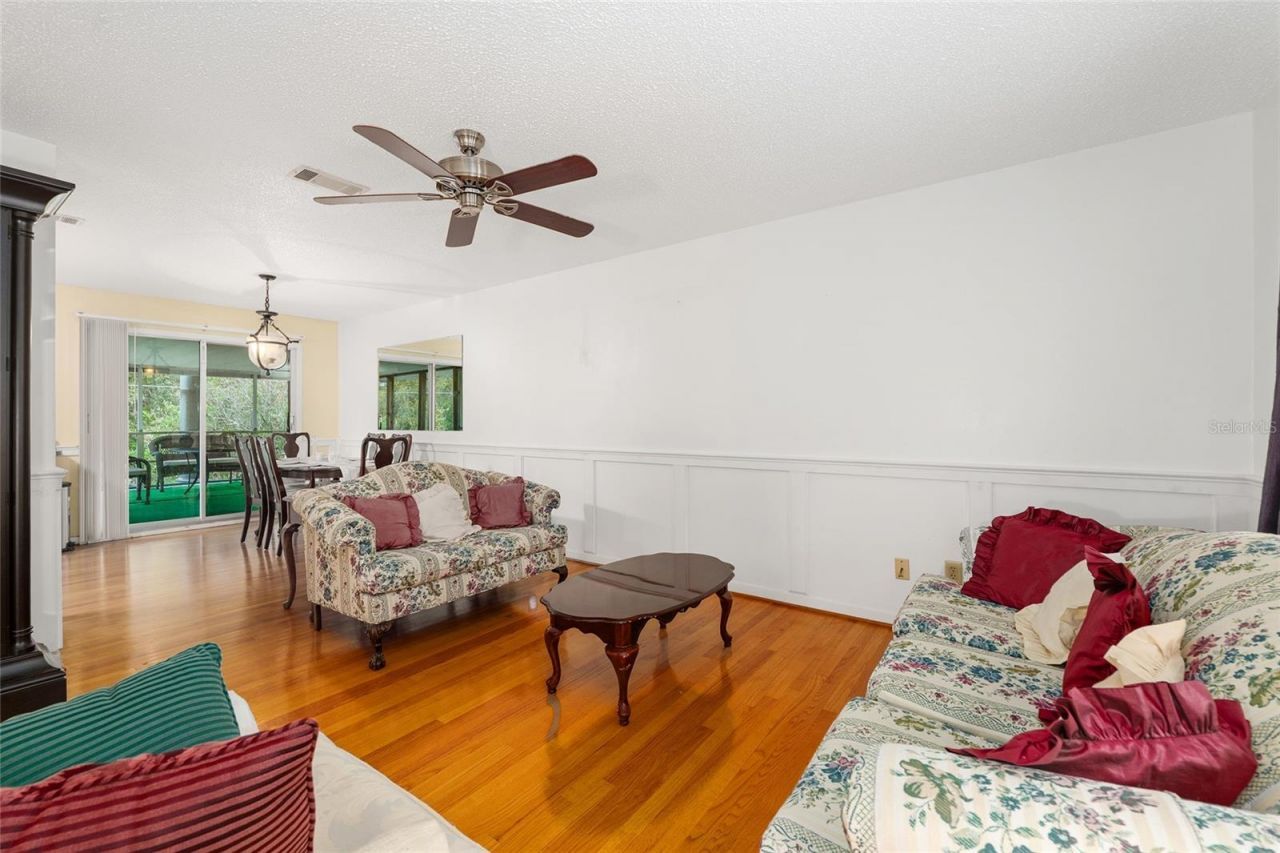 505 NW 37th Place , Gainesville, FL 32609 Photo