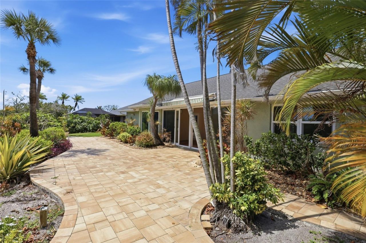 5207 86th Street Court W, Bradenton, FL 34210 Photo