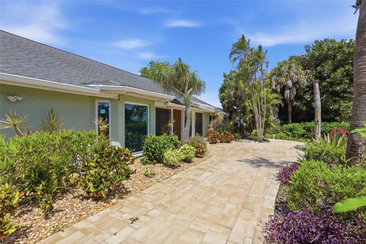 5207 86th Street Court W, Bradenton, FL 34210 Photo