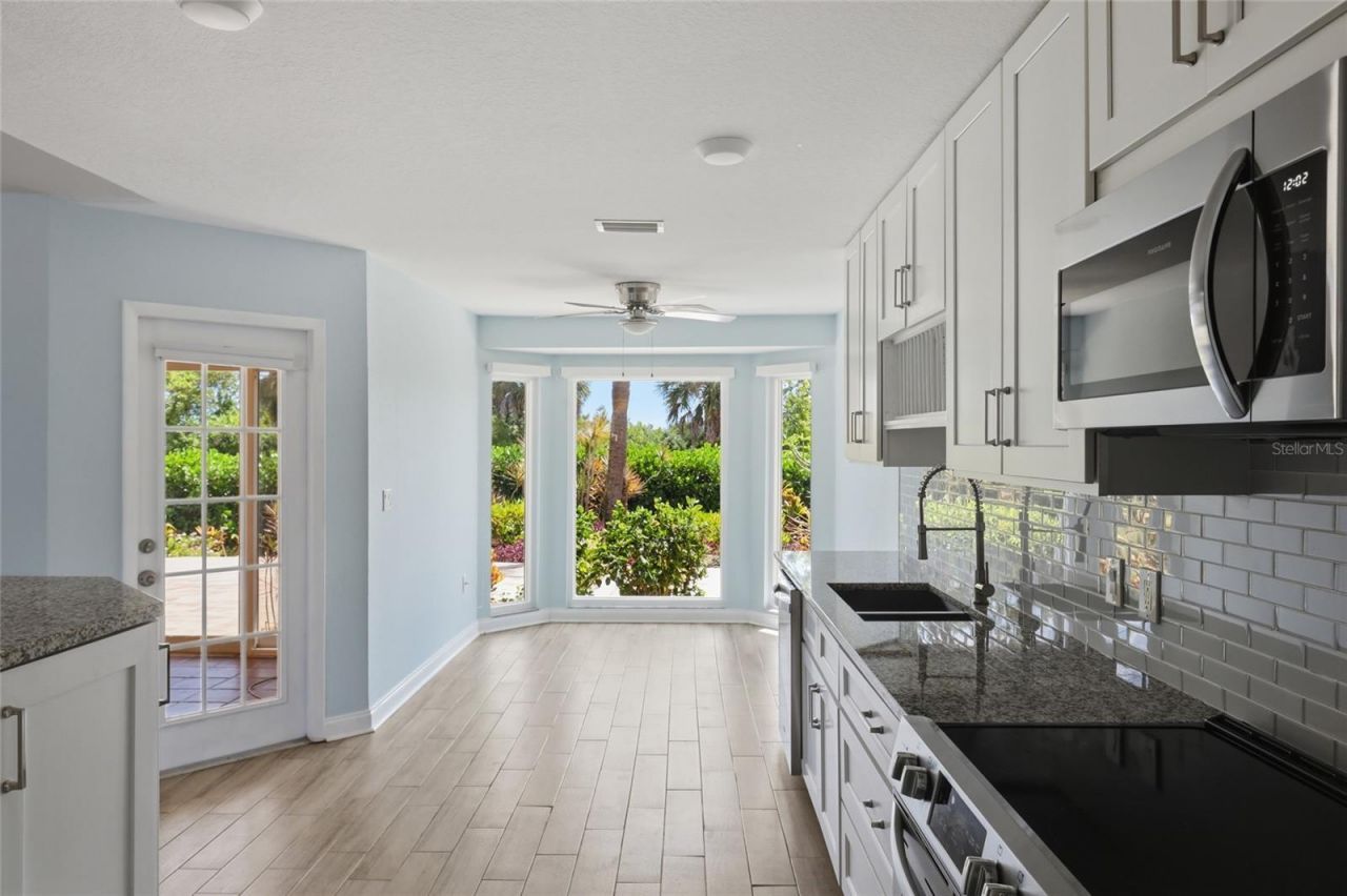 5207 86th Street Court W, Bradenton, FL 34210 Photo