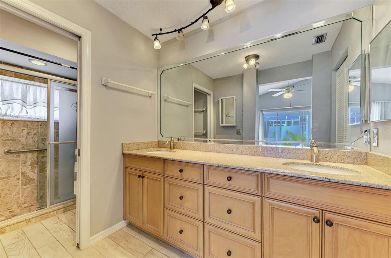 4438 Long Common Lane, Unit 52, Sarasota, FL 34235 Photo