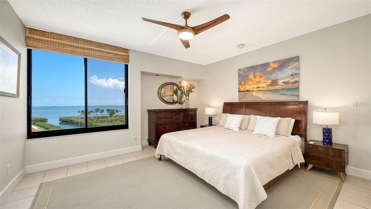 1932 Harbourside Drive, Unit 242, Longboat Key, FL 34228 Photo