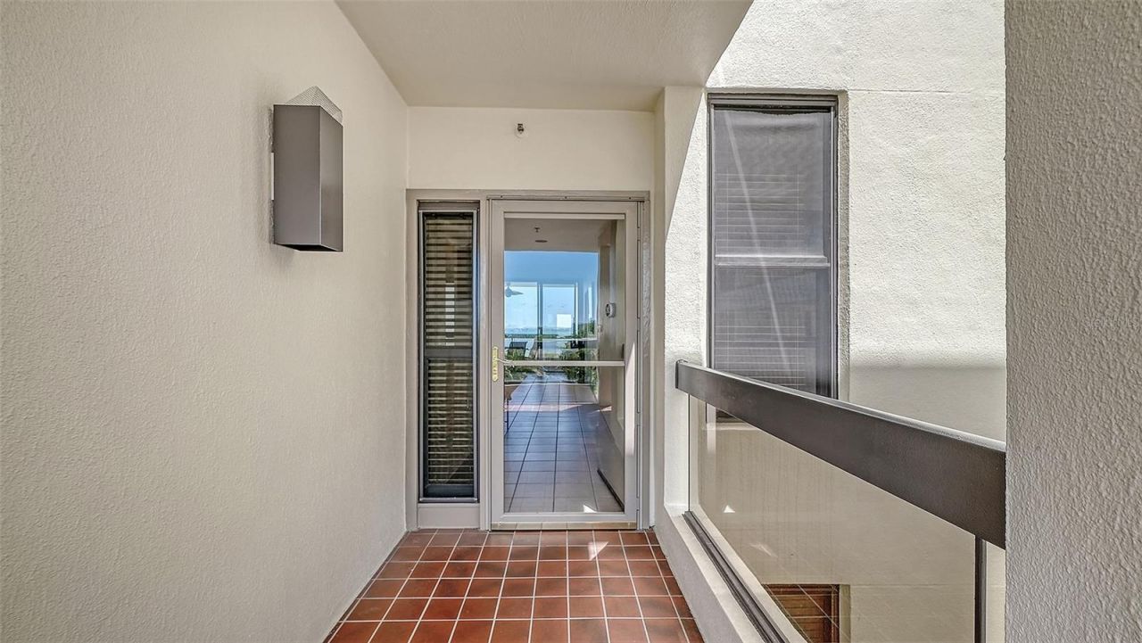 1932 Harbourside Drive, Unit 242, Longboat Key, FL 34228 Photo