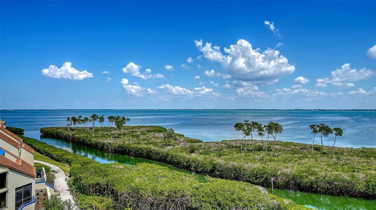 1932 Harbourside Drive, Unit 242, Longboat Key, FL 34228 Photo