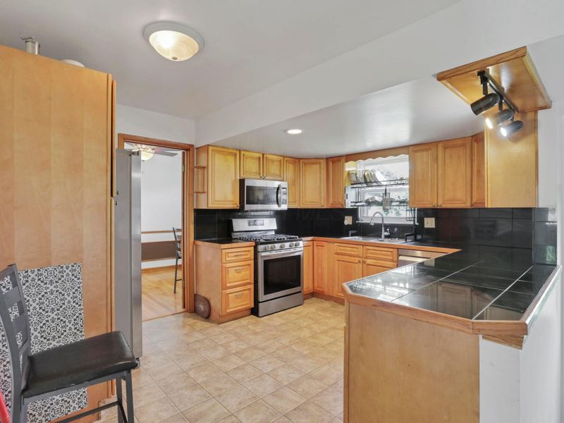 1444 Ironwood Drive, Columbus, OH 43229 Photo 15