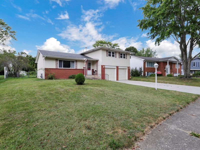 1444 Ironwood Drive, Columbus, OH 43229 Photo 3