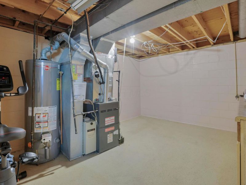 1444 Ironwood Drive, Columbus, OH 43229 Photo 32