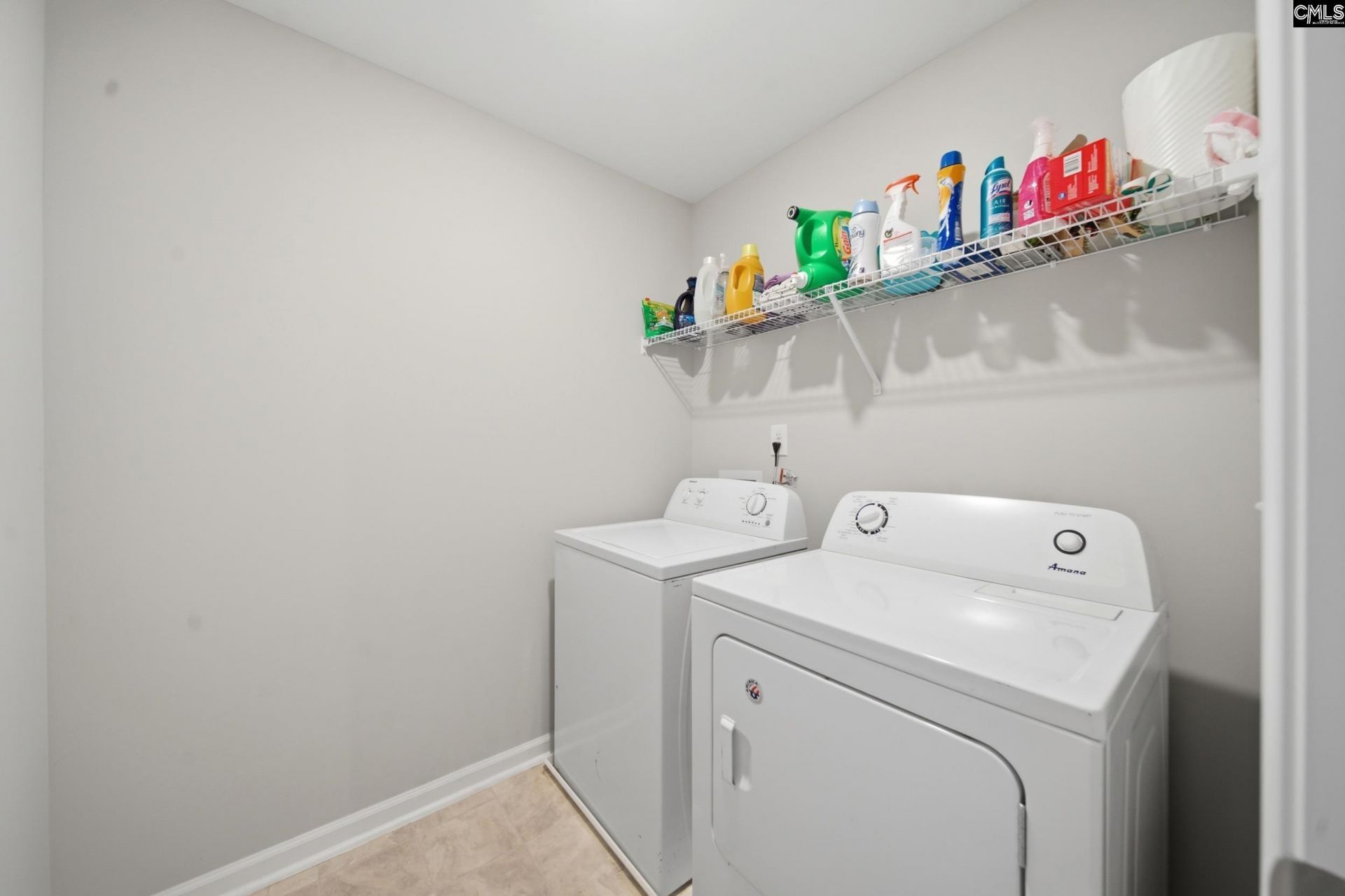 100 Leamington Way  Photo 28