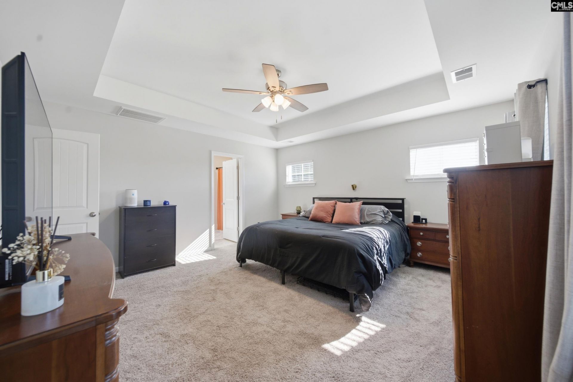 100 Leamington Way  Photo 30