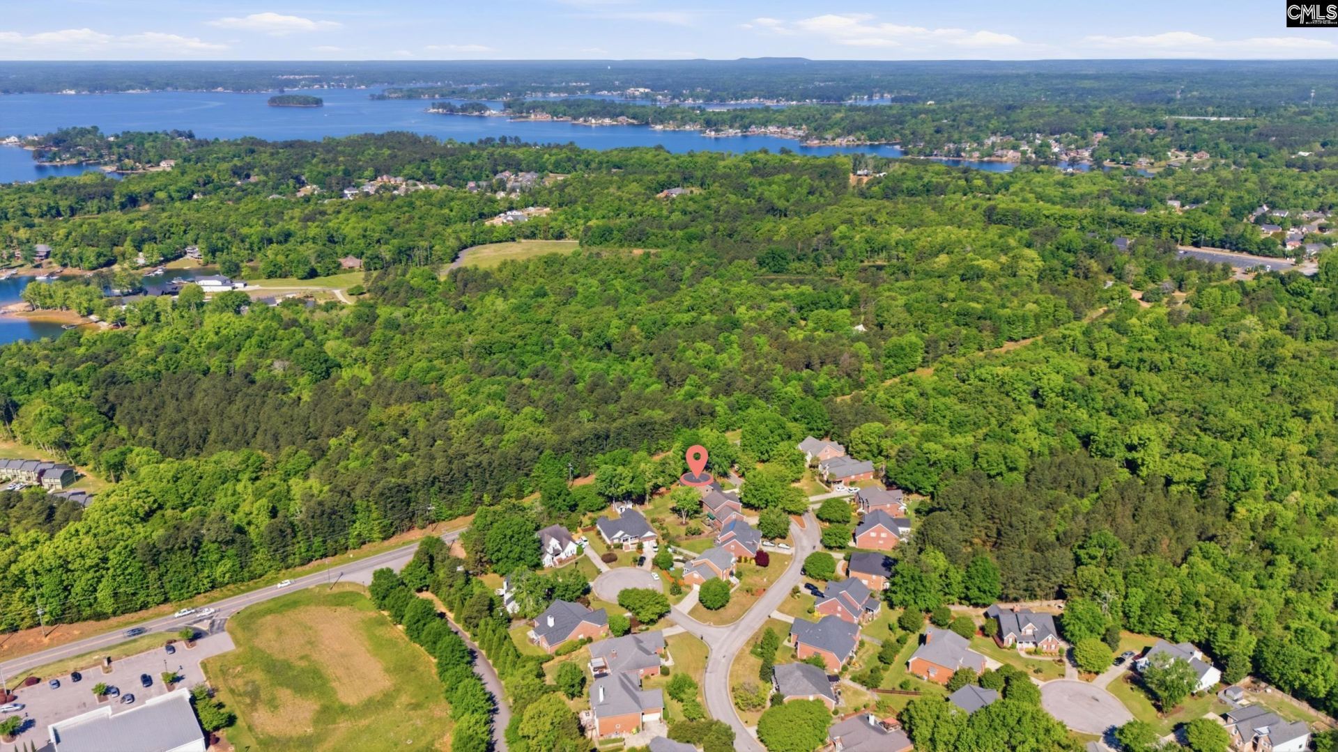 100 Leamington Way  Photo 45