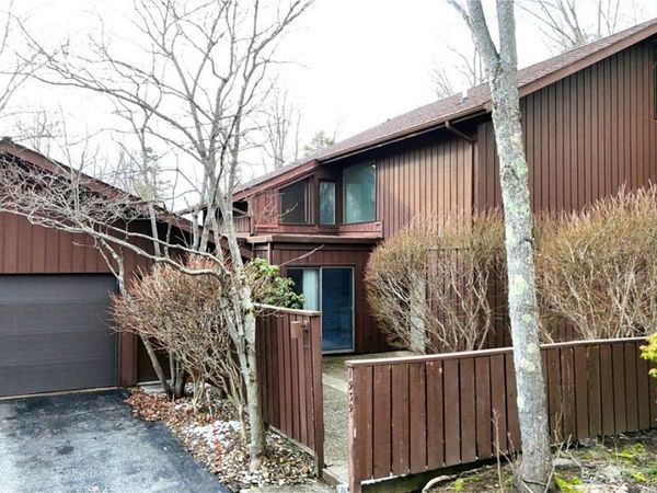 1939 Pine Drive, Kent, OH 44240