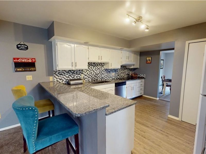 1939 Pine Drive, Kent, OH 44240 Photo 10