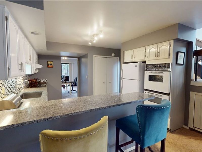 1939 Pine Drive, Kent, OH 44240 Photo 11