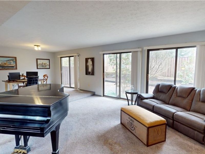 1939 Pine Drive, Kent, OH 44240 Photo 5