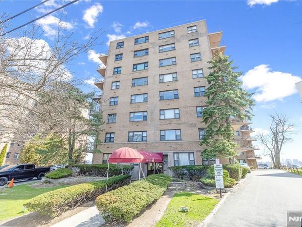 8800 Boulevard East 7F, NORTH BERGEN, NJ 07047