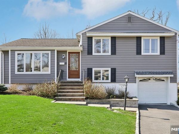 67 Woodland Avenue, VERONA, NJ 07044