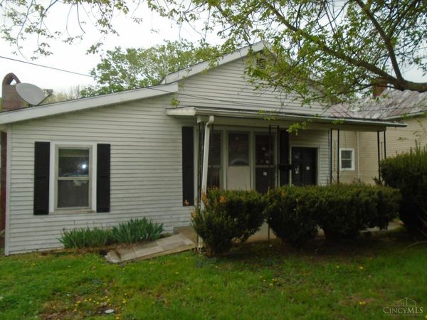 704 Broadway Street, Manchester, OH 45144