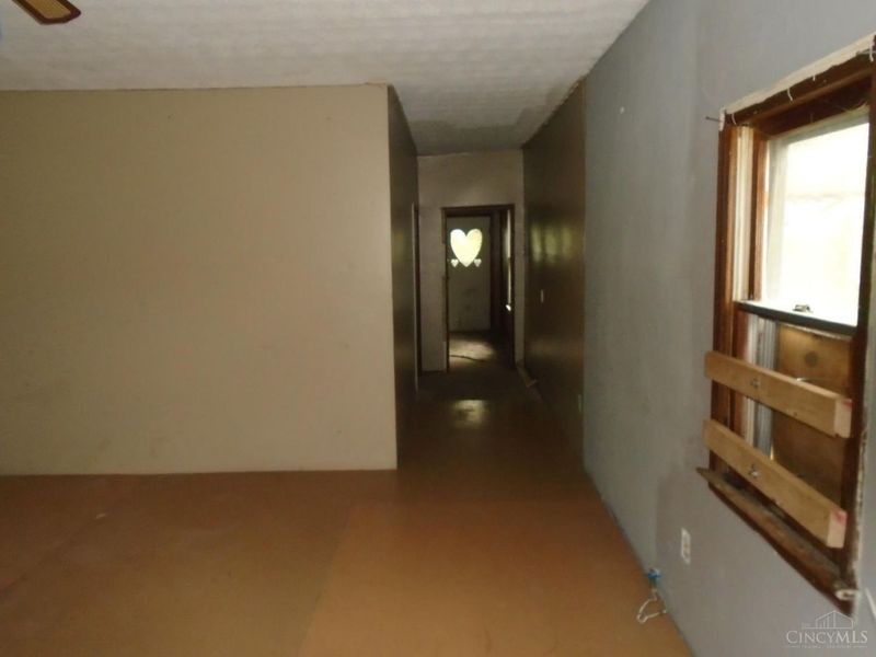 704 Broadway Street, Manchester, OH 45144 Photo 6