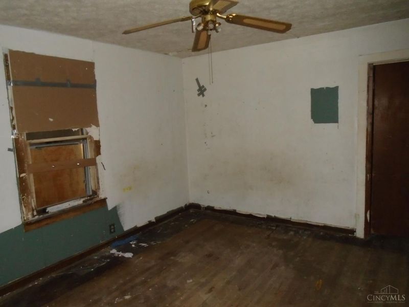 704 Broadway Street, Manchester, OH 45144 Photo 9