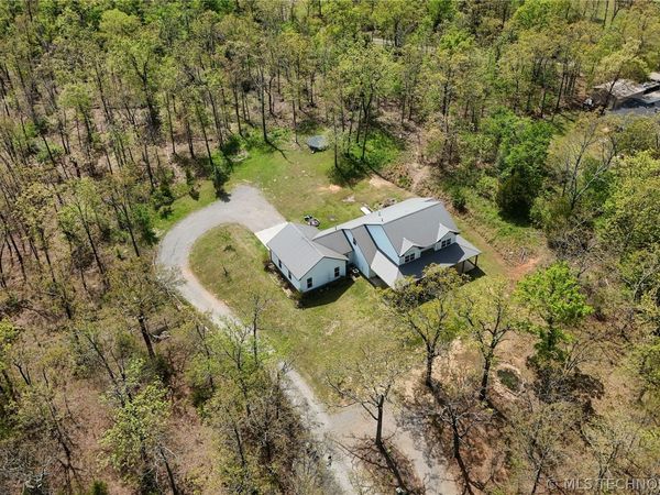17773 W Stone Chapel Road , Tahlequah, OK 74464