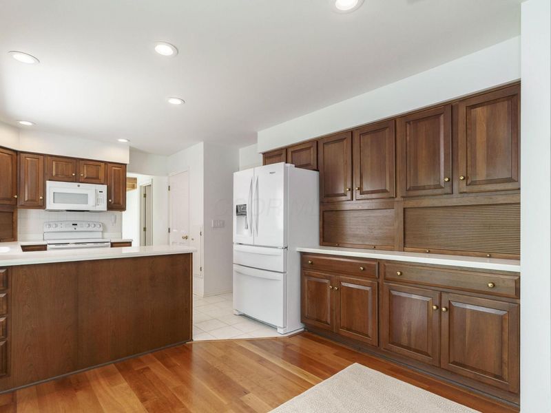 988 Danvers Avenue , Westerville, OH 43081 Photo 15