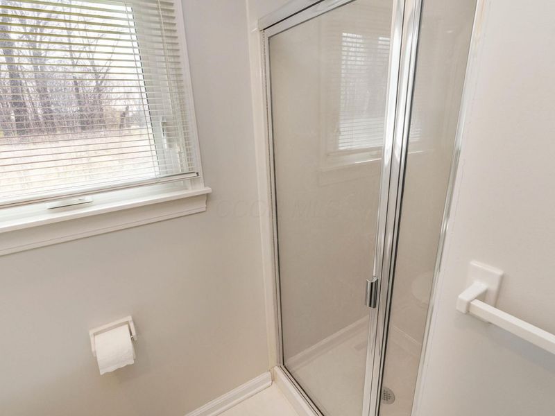 988 Danvers Avenue , Westerville, OH 43081 Photo 34