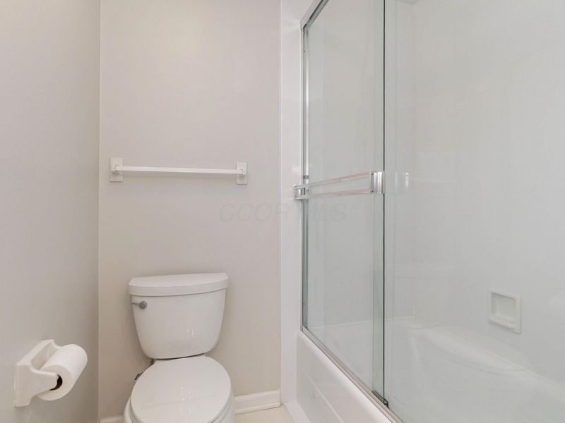 988 Danvers Avenue , Westerville, OH 43081 Photo 42