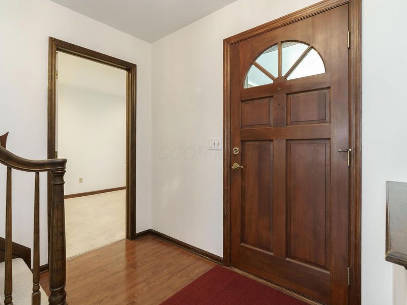 988 Danvers Avenue , Westerville, OH 43081 Photo 5