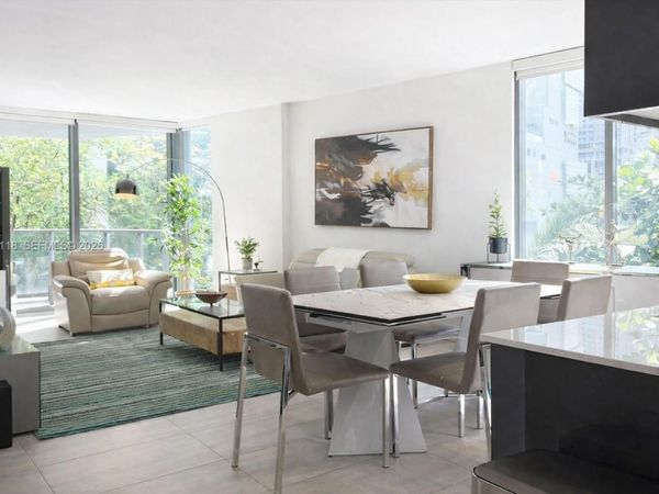 31 SE 6th St, Unit 301, Miami, FL 33131