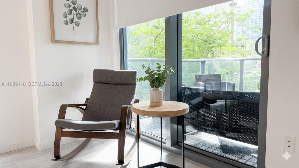 31 SE 6th St, Unit 301, Miami, FL 33131 Photo